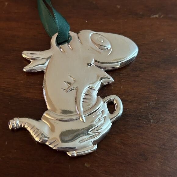 VTG TM Dr. Seuss Official Fish In The Dish Silverplated 2” Christmas Ornament - Picture 2 of 3